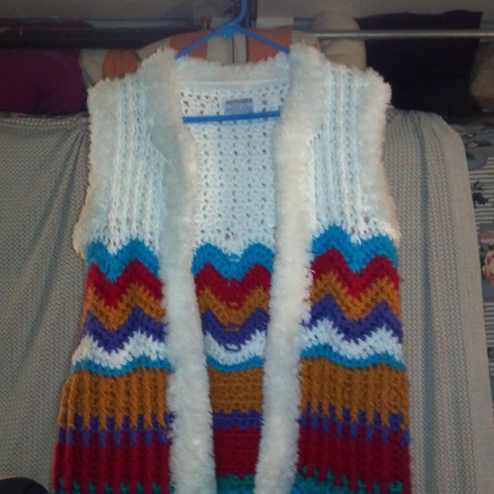 Sweater  Vest